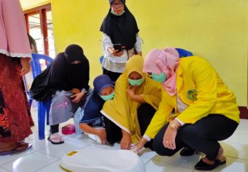 FIK UI Beri Pelatihan Bagi Kader Posyandu di Lombok Timur Guna Cegah Tingginya Prevalensi Stunting (foto-foto: dok UI)
